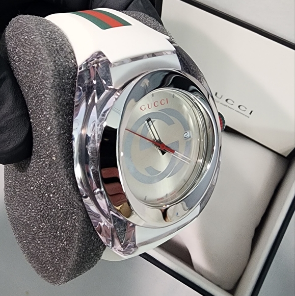 New Gucci Sync Stainless Steel & Rubber-Strap Watch YA137102 - White - Picture 6 of 9